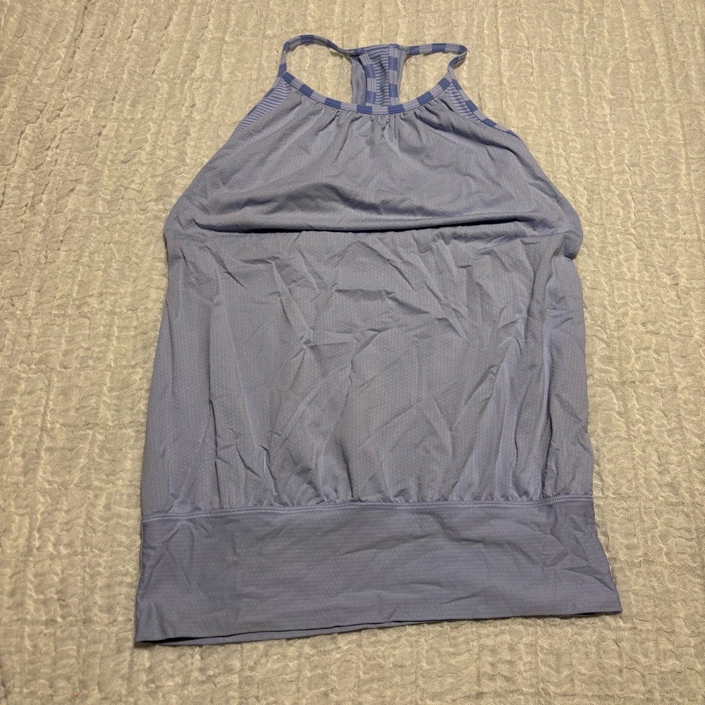 Lululemon workout tank size 4 (tags removed) built in bra